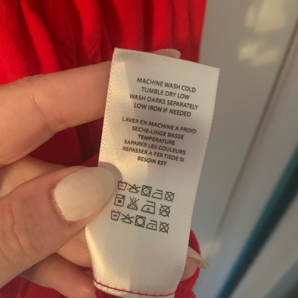 Eri + Ali Red Shay Gathered Swing Top - Picture 8 of 10